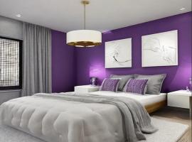 Hotel Heavenwood Suites，位于新德里德里英迪拉•甘地国际机场 - DEL附近的酒店