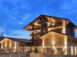 Boutique hôtel Corbetta - SPA 60m2 - La montagne à 5 minutes de l'autoroute A12 aux Paccots sur Montreux - NOUVEAU Loft familial - Profitez du Lac Léman et des montagnes en même temps，位于Les Paccots的带按摩浴缸的酒店
