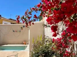 La Casa De Los Gatetes