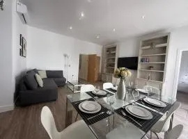 Stylish 3 bed spacious flat