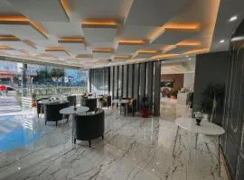 dorel the hotel