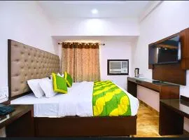 The prime Hotel Kabeer' Front of New Delhi Railway Station & 5 Minute from Connaught Place