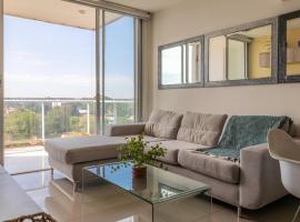 Penthouse ROBELINI - Terraza, jacuzzi & vistas，位于亚松森的带按摩浴缸的酒店