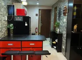 R and RMI CONDOTEL