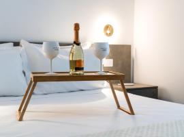 Nautilus B&B Experience，位于蒙泰迪普罗奇达的酒店