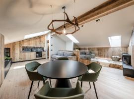 ALPEDOR Mountain Suites，位于科姆梅扎杜拉的酒店