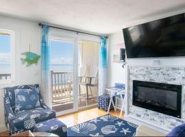 Beachfront with Stunning Views，位于特鲁罗的酒店