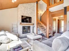 Charming Townhome - Walk to Greek Peak Mountain!