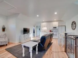 2 Mi to Town Castle Rock Retreat with Fireplace!