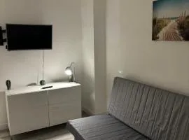 1 bed flat close to Luton airport sleeps 4