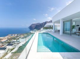 Crystal I Luxury Apartments Los Gigantes，位于阿坎提拉德洛斯基的酒店