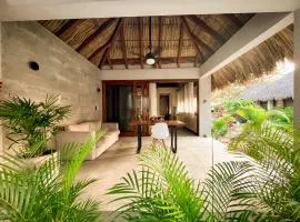 Villa Rincón del surf, 50m spot surf, AC, Starlink, Alberca, Terraza, La Saladita