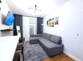 Ultra central, Near station 2BR 2BATH 6Sleep