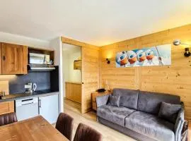Résidence Iris - Studio entièrement rénové avec cabine · Centre station · Balcon MAE-4504