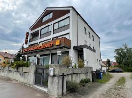 Pension De Lux Rain，位于Rain的酒店