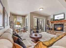 Spacious Elegance-Kirkwood-Timber Ridge 3 Bedroom residence