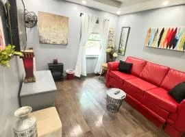 New Listing-In Suite Jacuzzi-420 & Pets Welcome