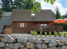 Chalet in Beaulieu near Lake & Castle