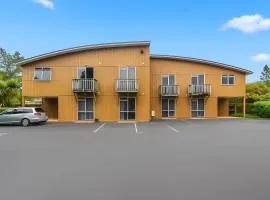 Heaphy Apartment