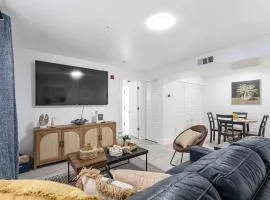 Cozy UF condo off Archer Road - Near Shands & VA !