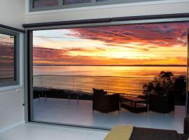 Allure at Hyams Beach - seconds to white sands，位于海姆斯海滩的酒店