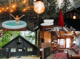 Idyllcottage 1924 Historic Cabin - In Town, Spa, Dog Friendly