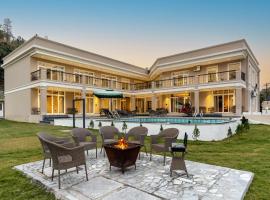 SaffronStays Sukh Saklana Haveli Royalty，位于德拉敦的酒店