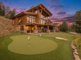 The Bailey Lodge Private Hot Tub PatioViews，位于Bailey的酒店