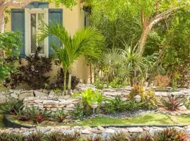 Kokomo Botanical Resort - Caribbean Family Cottages