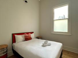 ARK Apartments，位于伊丘卡的酒店