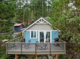 WaterView,Impeccable Studio Cottage, Walk to Town，位于伊斯特海湾的酒店
