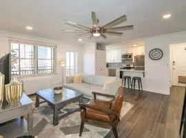 High Rise Condo near stadium w views