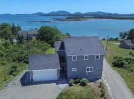 Nearly-new, Amazing Views! Near Acadia-bar Harbor