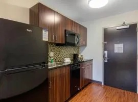 MainStay Suites St Louis Airport