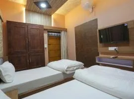 Mahadev P Guest House