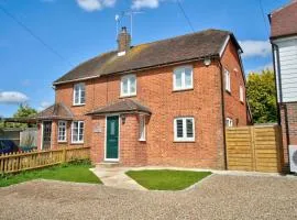 Comfortable Spacious Cottage