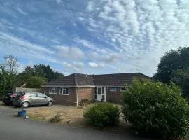 Spacious Village Retreat Near Brighton