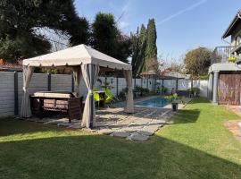 Villa La Sola B&B and Self-Catering，位于博克斯堡的酒店