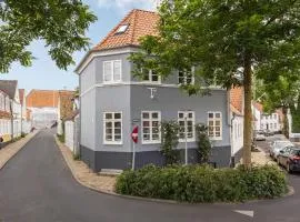 2 Bedroom Gorgeous Home In Sønderborg