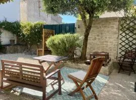 Charming house with garden near the port