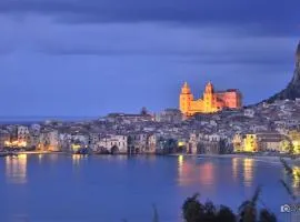 Stanza con bagno e cucina in comune in Villa Giardino Spiaggia