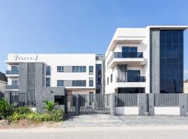 Vertus Hotel and Suites，位于贝宁城的酒店