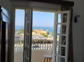 EL Arosa Hotel