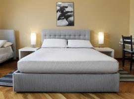 Casa Crema - Stazione Porta Susa - Torino centro，位于都灵的酒店