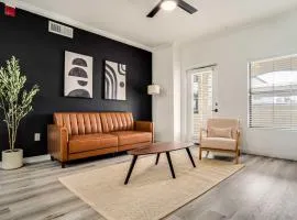 Boulevard Stays Quiet Modern 2BR Pickleball Pool Parking Gym 03
