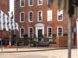 Stretton Hills Peaks - The Georgian House