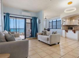 Claje Sunset! Beachfront condo at Victoria del Mar 1E，位于Corcega的酒店