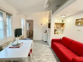 3 Bedrooms with terrace 20 minutes to Paris center