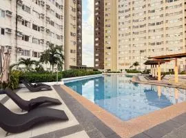 Skyline Stay - City View - Pool and Gym