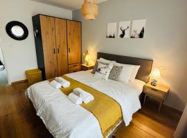 Cozy Lodge in Bivio 20 Minutes from St Moritz，位于比维奥的木屋